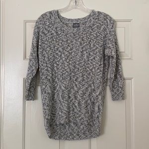 NWT NY&C Quarter Sleeve Sweater